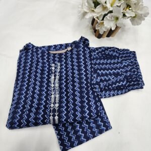 Avasa Kurti Top and Bottom Size XS